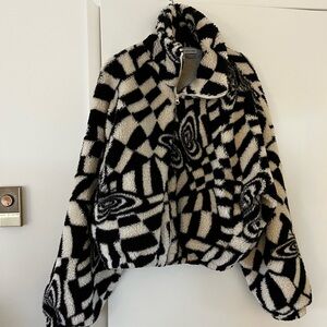 🥳 Urban Outfitters Black and White Teddy Jacket Cozy Fleece